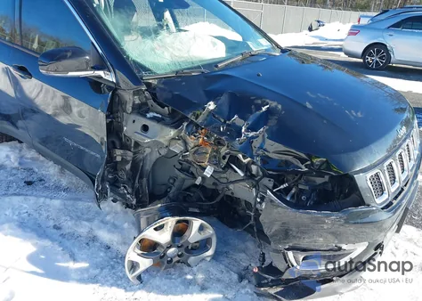 2020 Jeep Compass Limited 4X4 z USA, uszkodzony, nr VIN 3C4NJDCB1LT208774